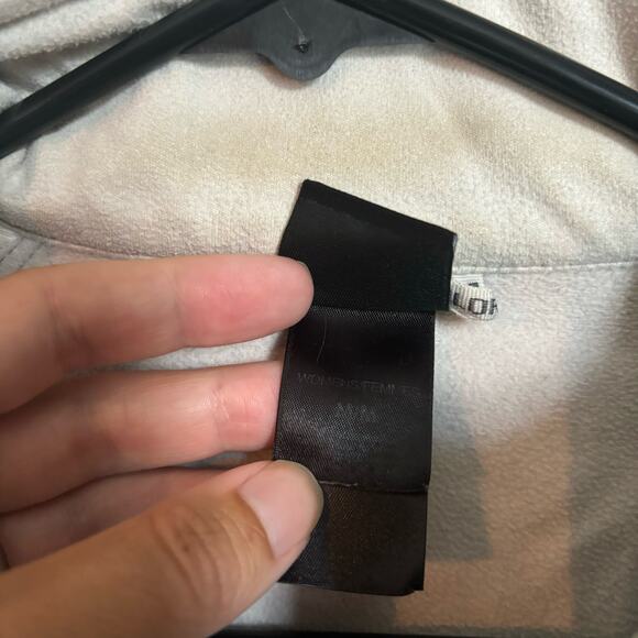 North Face Zip Up Damaged Jacket - Picture 10 of 10